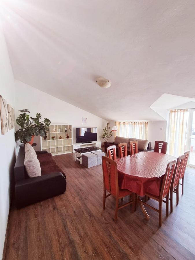 Apartments Nada Крк Экстерьер фото